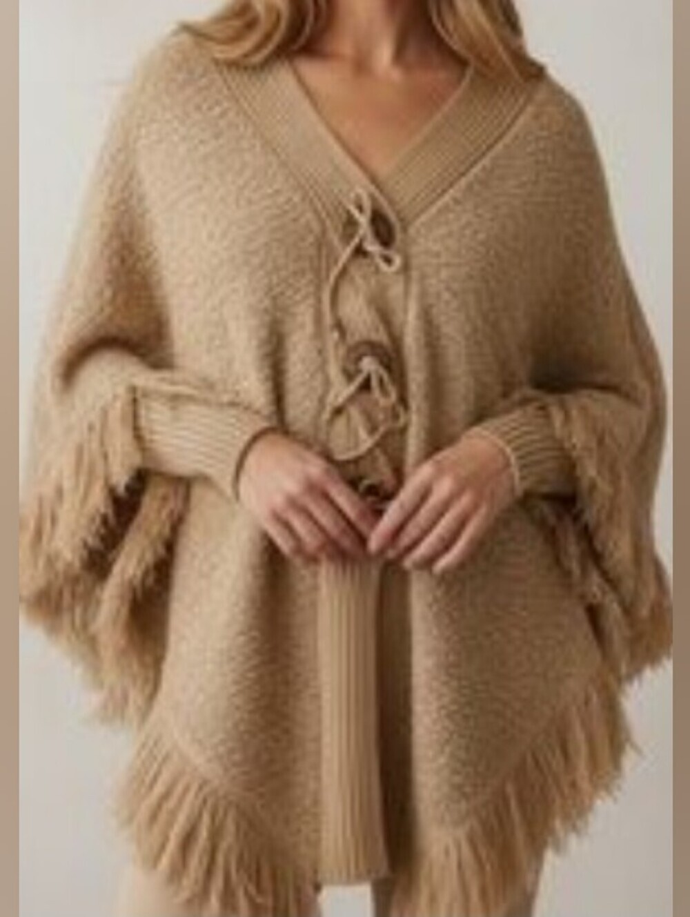 Shanty Corporation Amira Cape.